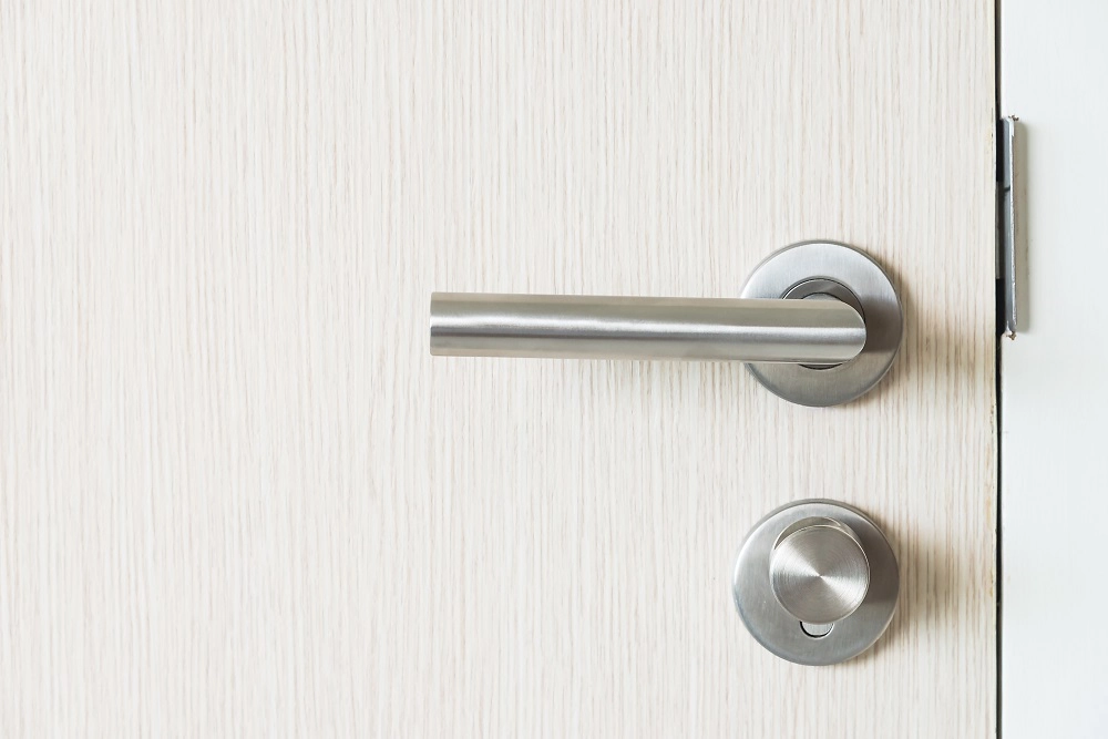 poignée de porte et serrure